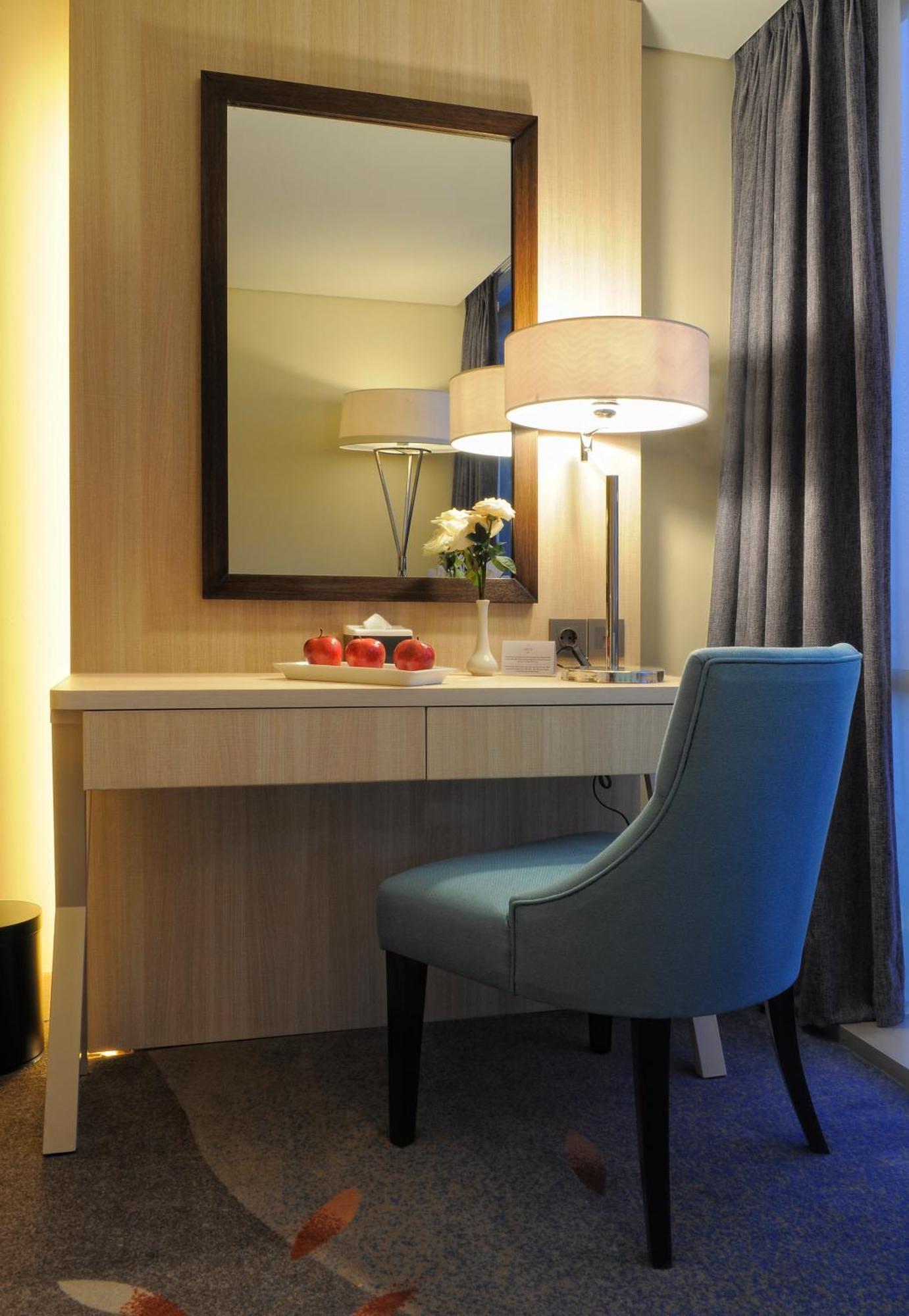 Louis Kienne Hotel Pandanaran Semarang Luaran gambar